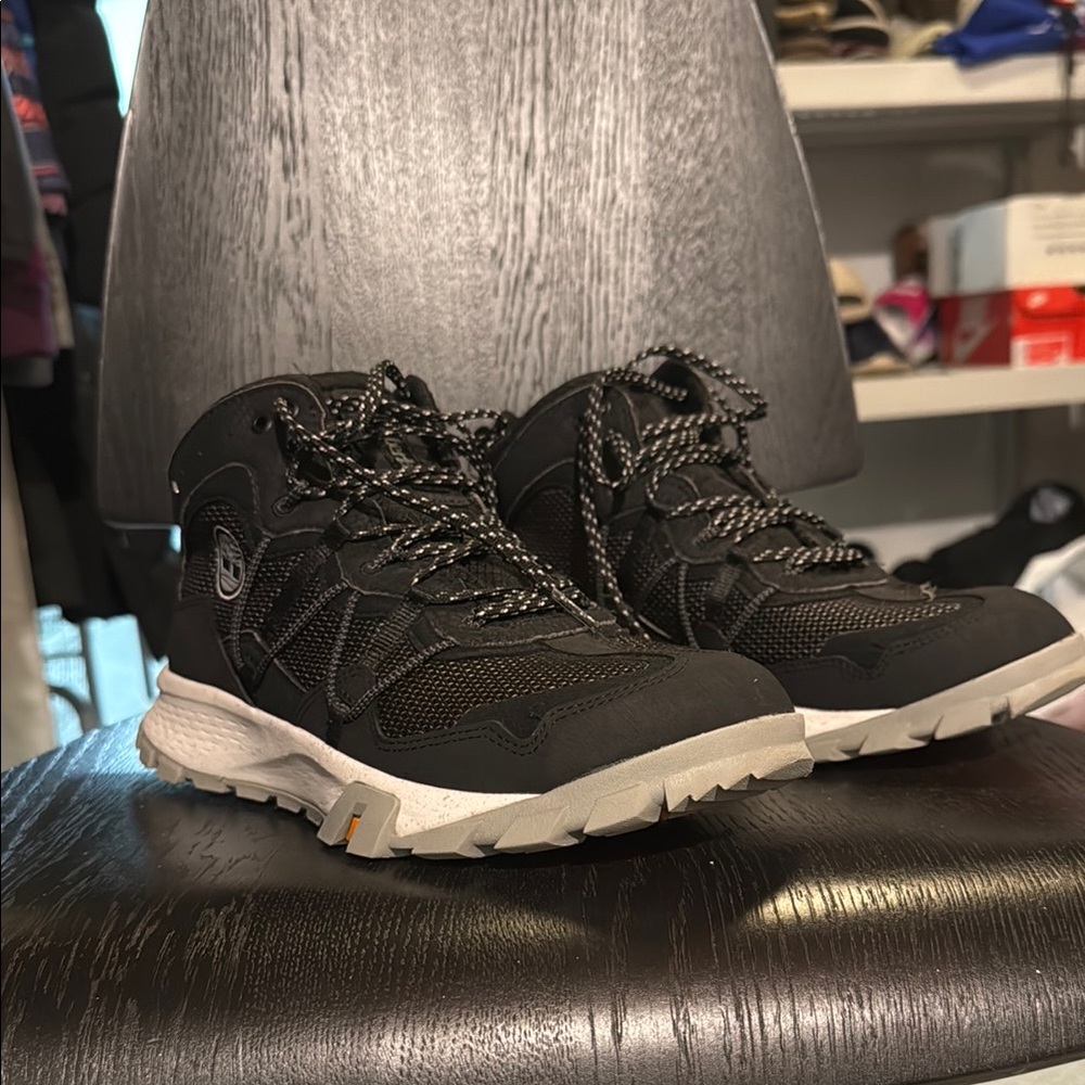 Men's Black Hiking Shoes- Timberlands
